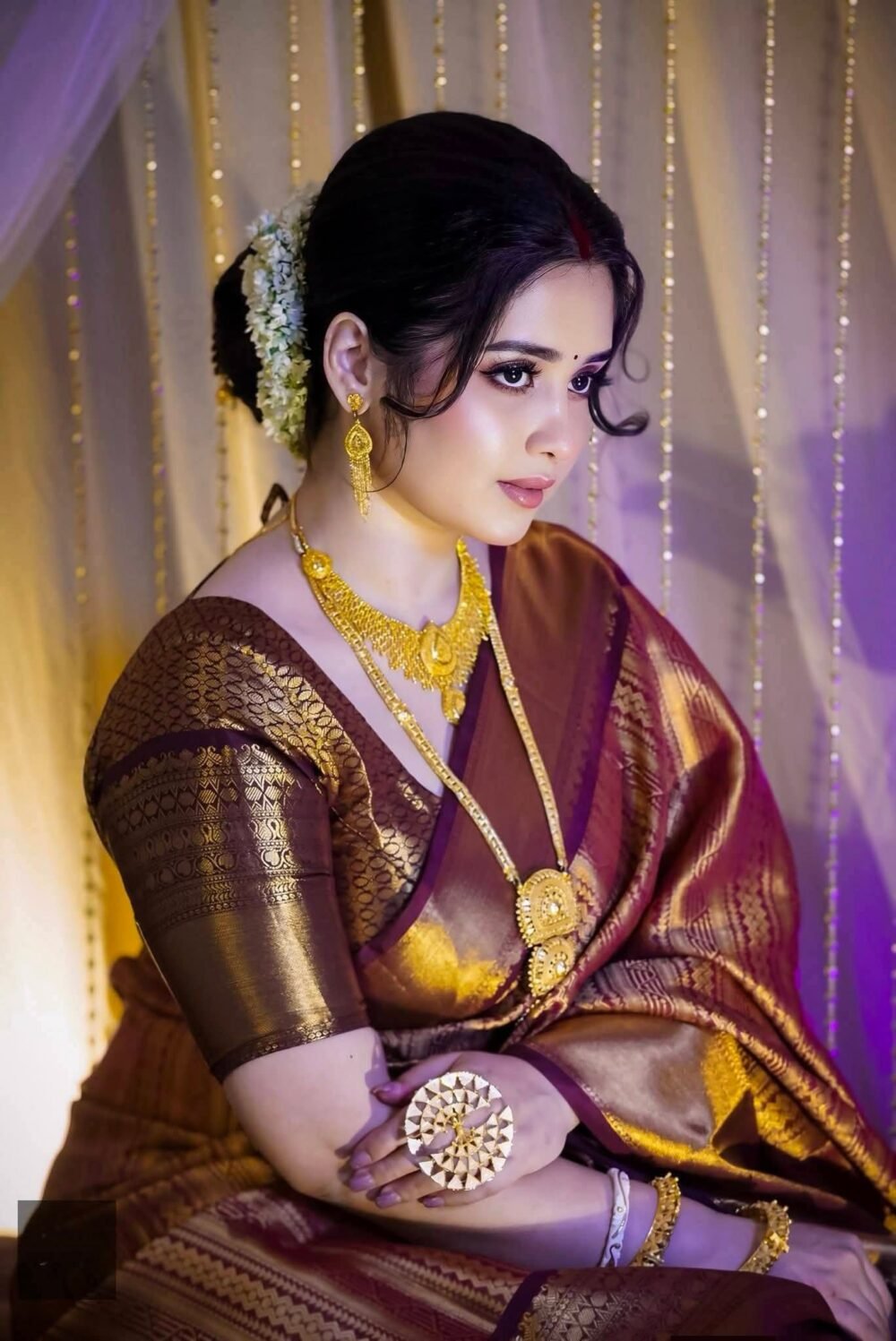 ব্লাউজ পিস সহ প্রিমিয়াম কাঞ্চিপুরম শাড়ি